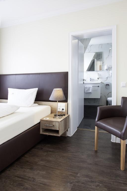 Hotel Engelbert อิเซอร์โลห์น ภายนอก รูปภาพ