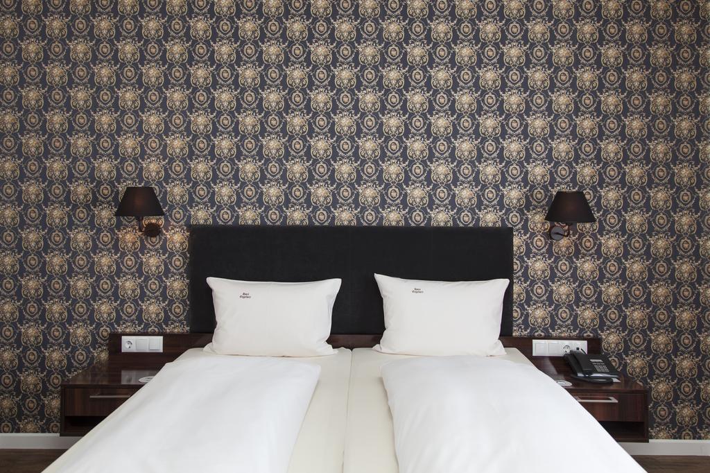 Hotel Engelbert อิเซอร์โลห์น ภายนอก รูปภาพ